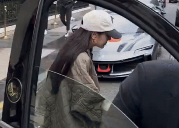 Địch Lệ Nhiệt Ba bí mật sinh con cho bạn diễn?