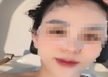 Đi gội đầu, hot girl khoe hình ảnh khiến người xem không thể rời mắt