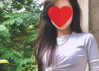 Bị chê giao diện “cờ đỏ”, thái độ của nữ streamer nóng bỏng gây chú ý