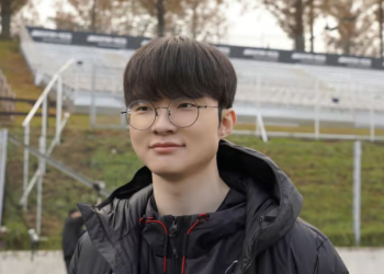 Faker chứng minh chính sách của Riot gây khó dễ cho người chơi