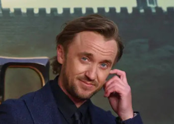 Sự trở lại sân khấu của Tom Felton thu hút sự hỗ trợ mới từ Ngôi sao Potter
