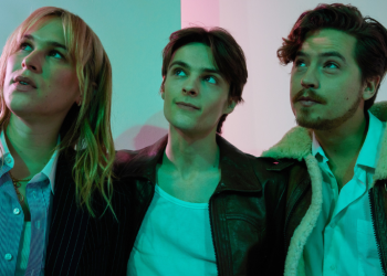 Tôi chúc các bạn nhận xét hay nhất: Thể hiện chân dung dịu dàng của bộ phim chuyển giới dành cho lứa tuổi trưởng thành về bản sắc đồng tính