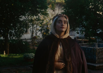 Gael García Bernal mang đến một bước ngoặt đầy ám ảnh trong Magellan của Lav Diaz