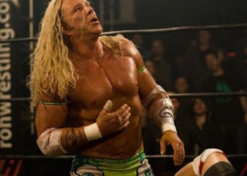 Cái kết của Wrestler giải thích bước nhảy vọt cuối cùng của Randy và tác động mạnh mẽ của nó