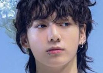 Jungkook của BTS làm nên lịch sử: Nghệ sĩ solo K-Pop đầu tiên vượt qua 10 tỷ lượt phát trực tuyến trên Spotify