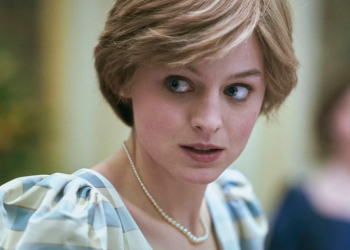 Emma Corrin đang hẹn hò với ai?