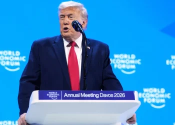 Trump bỏ rơi WHO: Sức khỏe nước Mỹ là trên hết gặp khó khăn