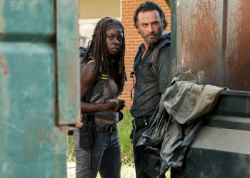 Giải thích phần kết của hội nghị thượng đỉnh Walking Dead: Hội nghị thượng đỉnh tắm máu gây sốc cho những người hâm mộ Walking Dead