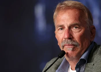 Người kế vị ‘Yellowstone’ mới của Kevin Costner chứng tỏ ông sẽ không bao giờ rời bỏ phương Tây