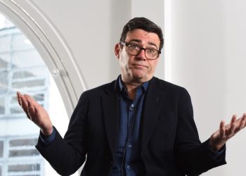 Bước nhảy vọt lớn của Burnham: Bỏ Quốc hội để giành quyền lực cho Manchester