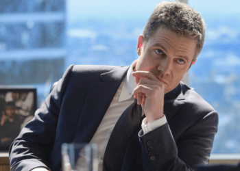 Tại sao bộ đồ LA bị hủy? Sự thay đổi hợp pháp của NBC đã làm hỏng việc giao chiếc cặp